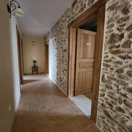 Nyaraló La Source, Avec Demi-pension Et Prestations *