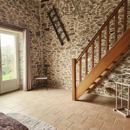 La Source, Avec Demi-pension Et Prestations Holiday home Rieupeyroux (Aveyron)